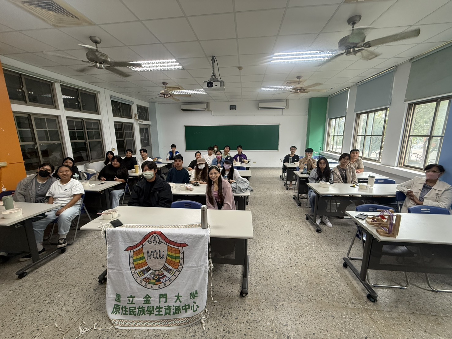 20251020(一)原資中心職涯講座-Tminun與我們的距離